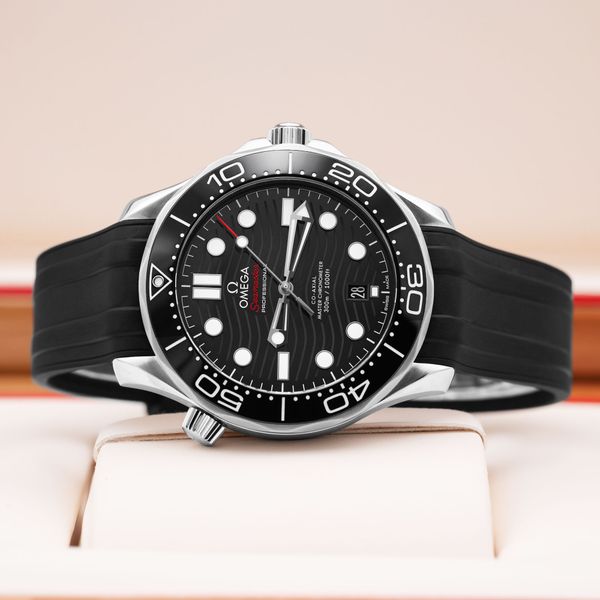Omega Seamaster Diver 300m 210.32.42.20.01.001